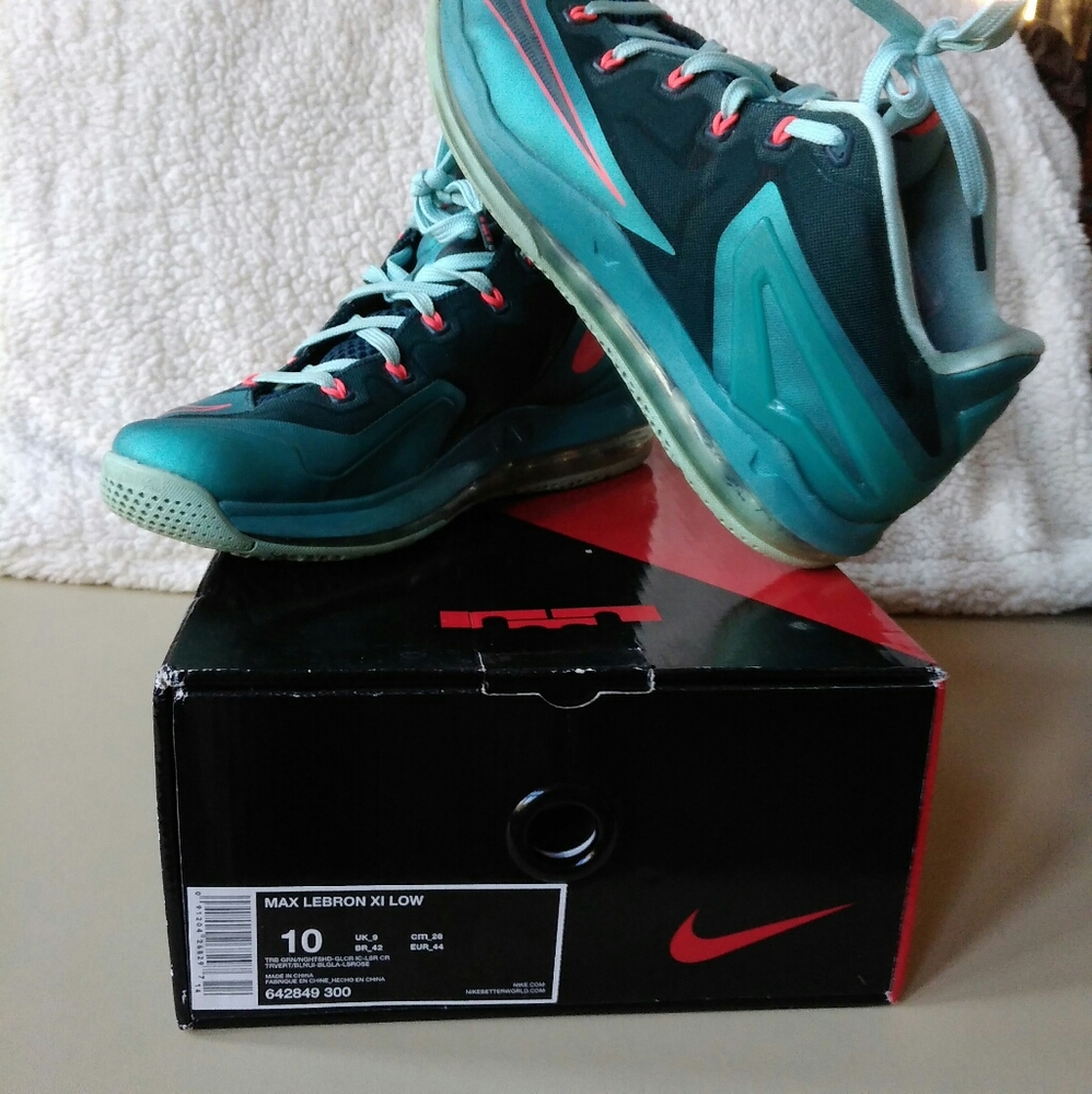 Lebron 11 Low 'Turbo Green'